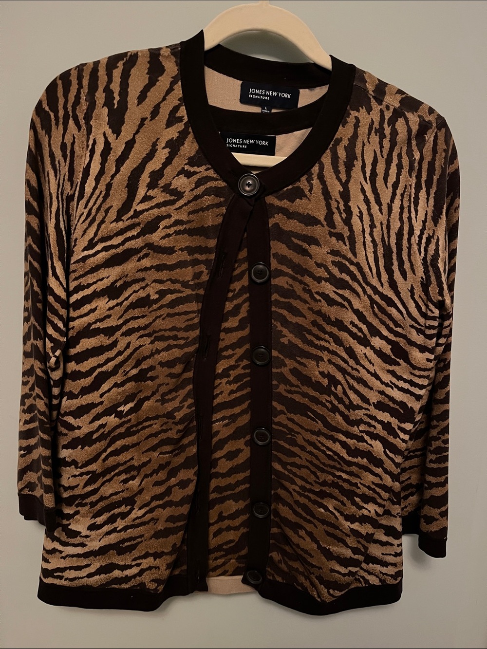 Jones New York PTP 19” L sweater set